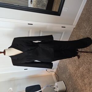 2 Piece LE SUIT Black with Silver Metallic Thread. Size 10, Vintage.